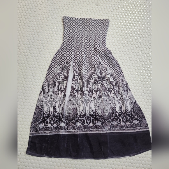 Lapis 2 Way Convertible Dress/MIDI Skirt, One Size - Picture 10 of 13